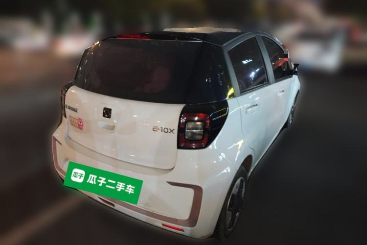 Used SOL E10X 2022 Flower Fairy Design Four-Leaf Clover Rear Right 45 Deg