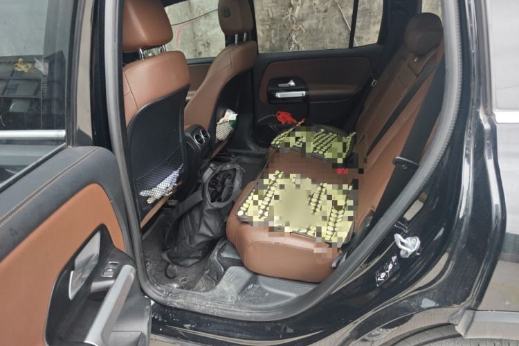 Used Mercedes-Benz GLB 2023 GLB 200 Dynamic Edition Interior 4