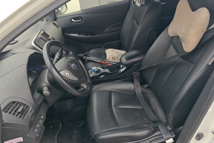 Used Venucia Leaf 2014 Navigation Version 6.6 KW