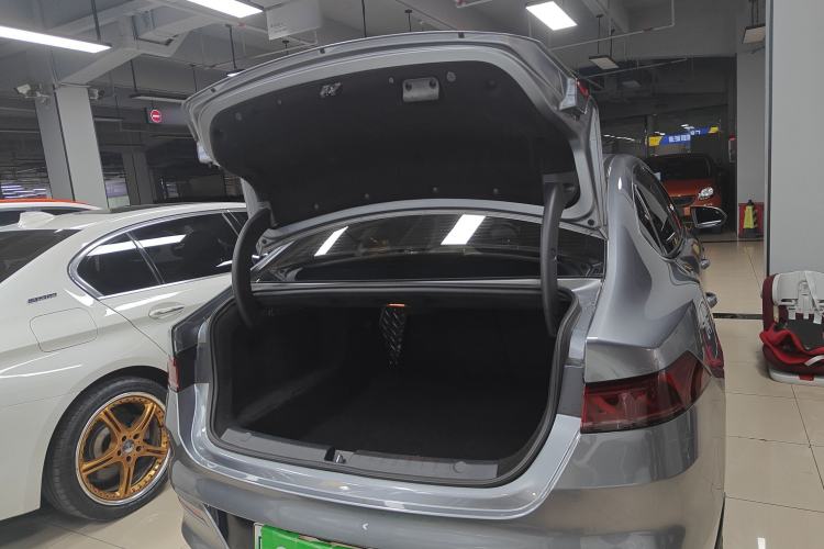 Used BYD Qin PLUS 2021 DM-i 55KM Flagship Model
