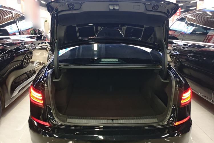 Used Volkswagen Passat 2024 330TSI Elite Edition Trunk