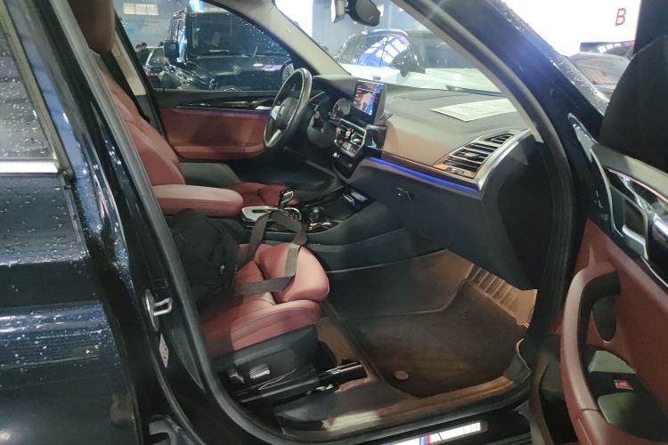 Used BMW X3 2022 Restyled xDrive25i M Sport Package Right Front Seat