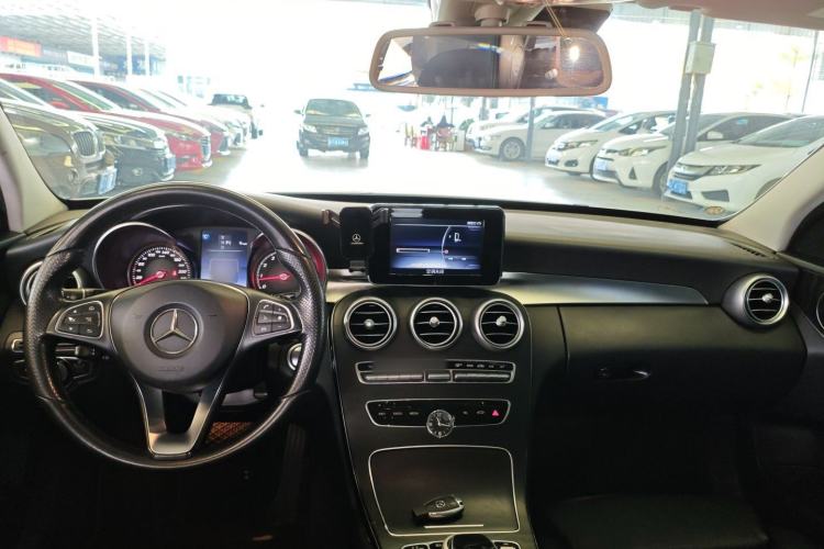 Used Mercedes-Benz C-Class 2015 C 200 station wagon