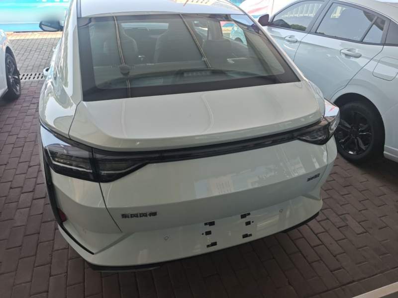 Used Dongfeng Aeolus Yixuan 2025 1.5L Automatic Luxury Version – Luxury — 5