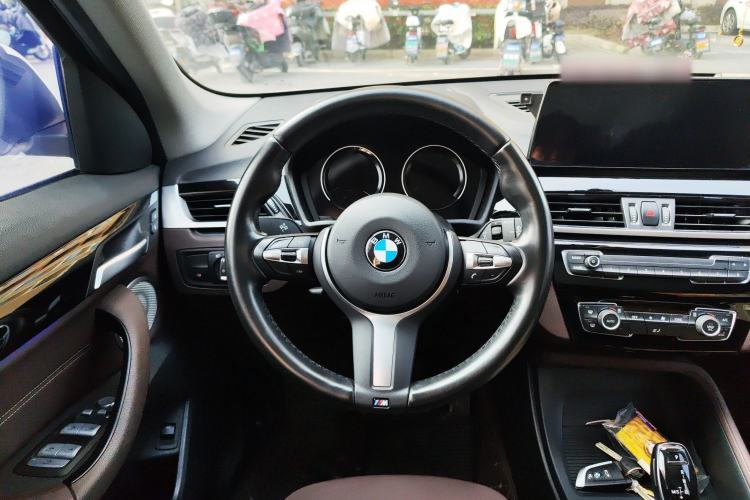 Used BMW X1 2022 sDrive25Li Leading Model