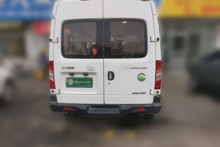 Used SAIC MAXUS Xintu V80 2017 2.5T 6-Speed Manual Aoyuntong National V Short Wheelbase Mid-Height 5/6/10-Seater Rear