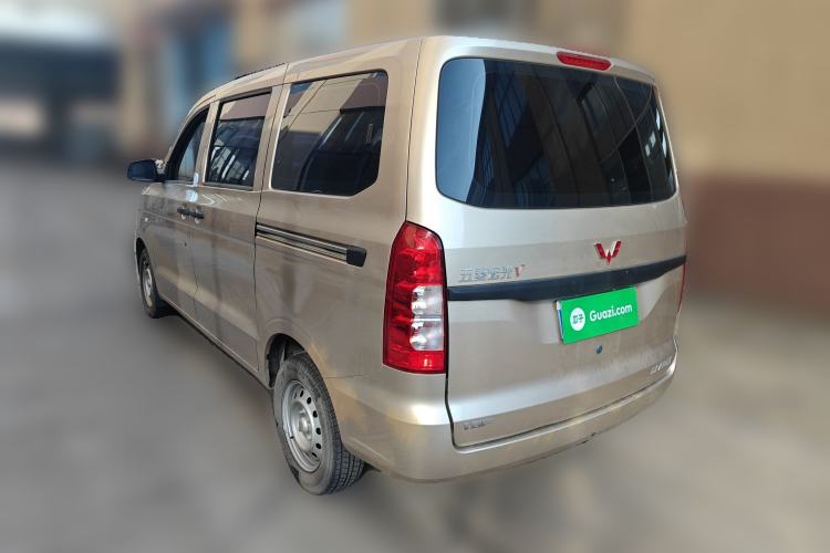 Used Wuling Hongguang V 2022 1.5L Jingqu Edition Electric-Assist LAR