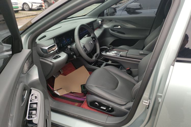 Used ARCFOX Alpha S 2022 525S 160kW Left Front Seat