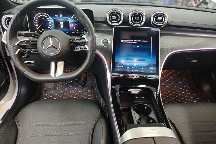 Used Mercedes-Benz C-Class 2023 C 260 L Sport Edition Center Console