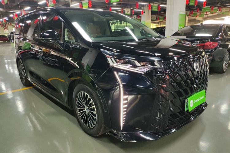 Used Denza D9 2024 DM-i 980 Four-Wheel Drive Prestige Model
