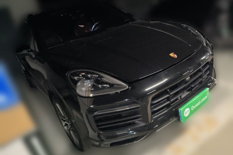 Used Porsche Cayenne 2023 Cayenne S 2.9T Platinum Edition Front Right 45 Deg