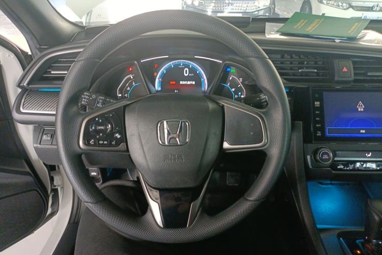 Used Honda Civic 2021 HATCHBACK 220TURBO CVT New Trendsetter
