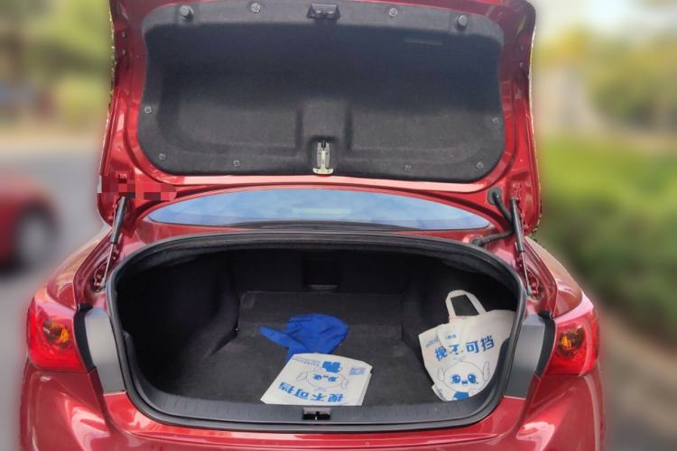 Used Infiniti Q50L 2015 2.0T Sport Edition Trunk