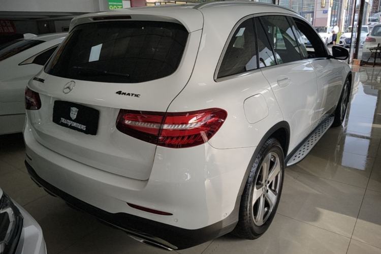 Used Mercedes-Benz GLC 2017 GLC 260 4MATIC Luxury Model