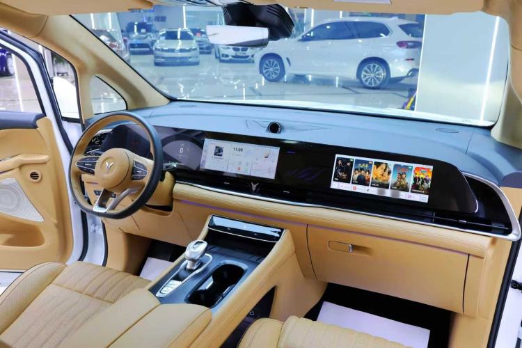 Used VOYAH Dream 2024 PHEV Ultra-Long Range Flagship Edition