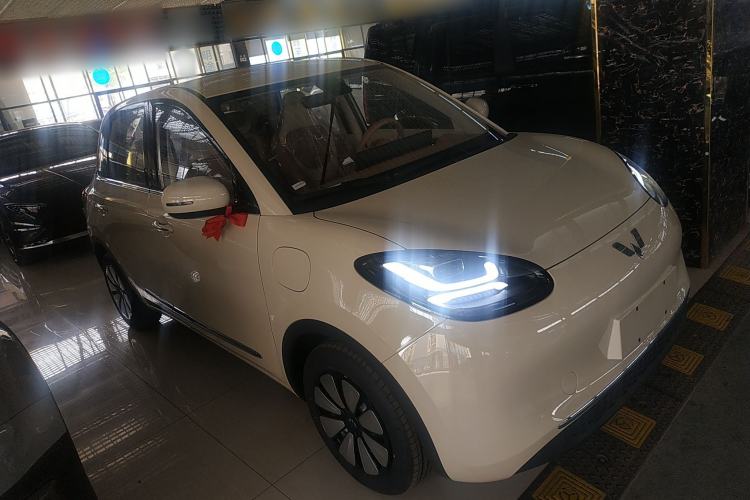 Used Wuling Bingo 2025 333 km Lingxi Connected Version Front Right 45 Deg