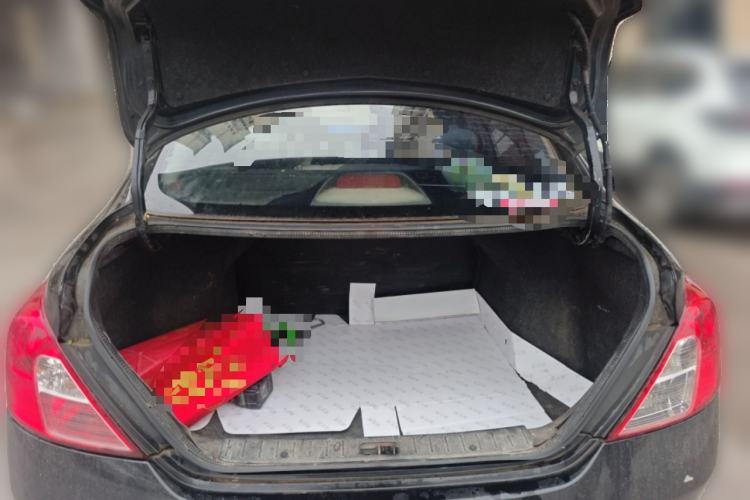 Used Nissan Sunny 2011 1.5XL Manual Deluxe Edition Trunk