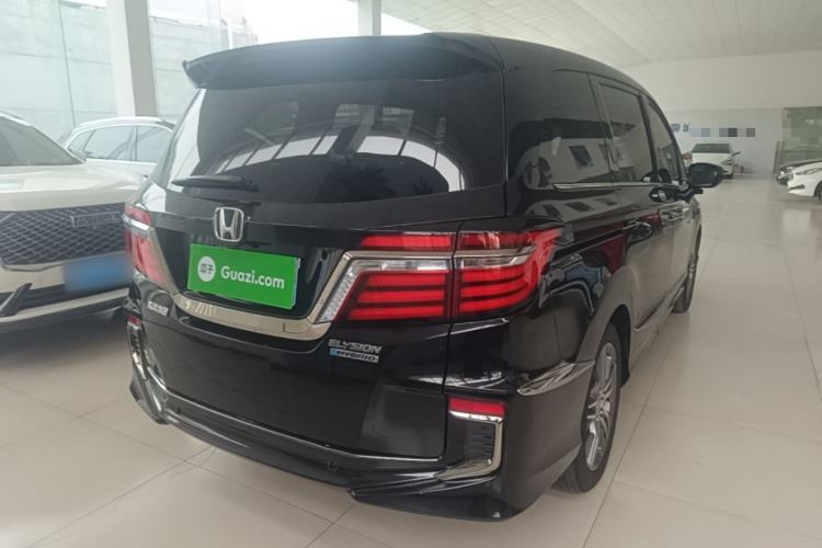 Used Honda Elysion 2019 2.0L Hybrid Supreme Edition Rear Right 45 Deg