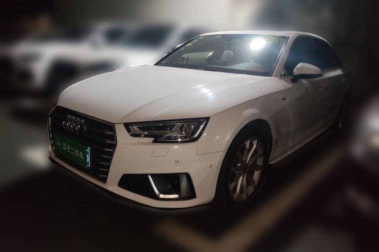 Used Audi A4L 2019 40 TFSI Fashion Edition China VI Emission Standard