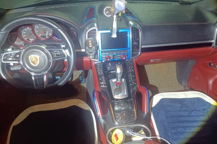 Used Porsche Cayenne 2015 Cayenne 3.0T Center Console