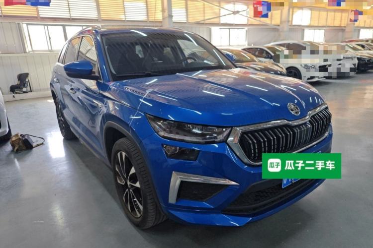 Used Skoda Kodiaq 2022 TSI330 7-Seater Two-Wheel-Drive Luxury Edition Front Right 45 Deg