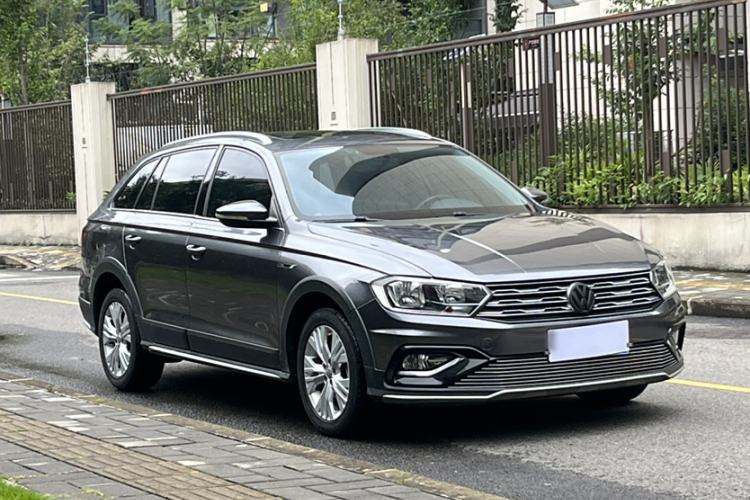 Used Volkswagen C-TREK 2017 1.6L Automatic Comfort Model
