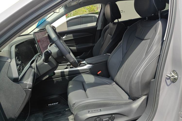 Used Volkswagen Passat 2025 Pro 380TSI Dragon Supreme Edition