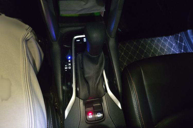 Used Toyota Corolla Cross 2022 2.0L Elite Edition Gear Lever