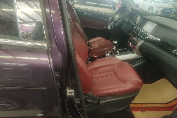 Used Zotye Domy X5 2017 Platinum Edition 1.5T Manual Luxury Model Right Front Seat