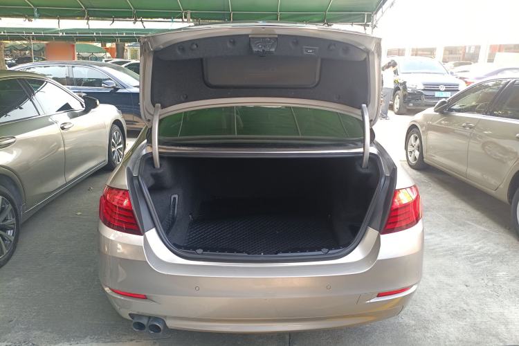 Used BMW 5 Series 2017 520Li Elegant Edition
