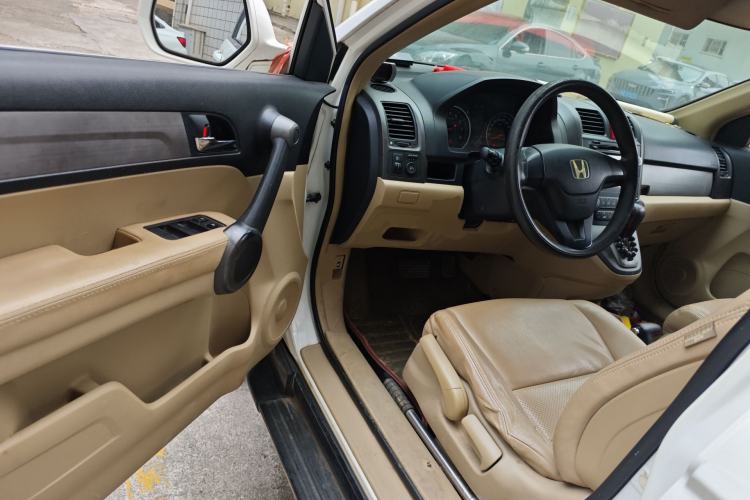 Used Honda CR-V 2010 2.0L automatic two-wheel drive urban version Driver Seat