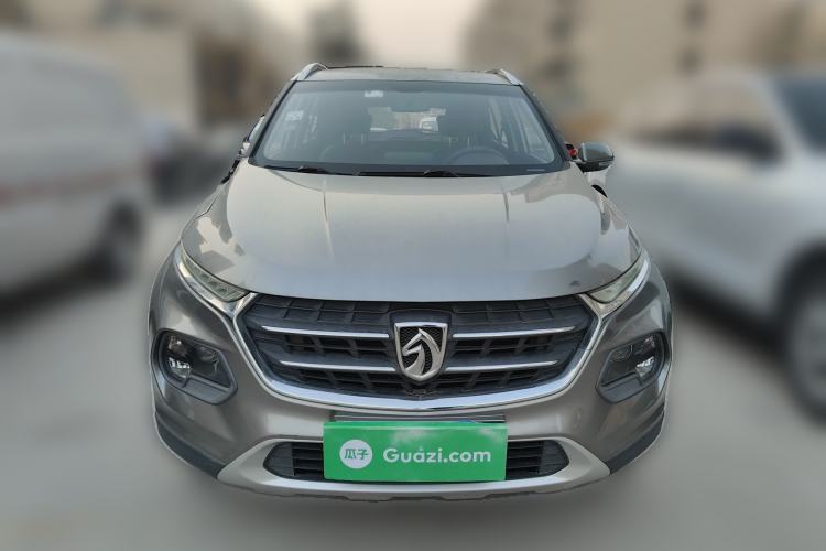 Used Baojun 510 2017 1.5L Automatic Fashion Model