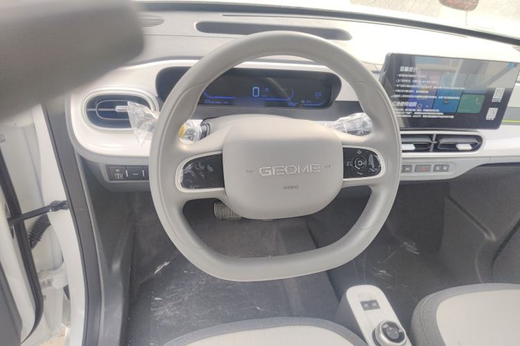 Used Geely Galaxy Panda 2025 210 km – Yuanqi Bear Steering Wheel