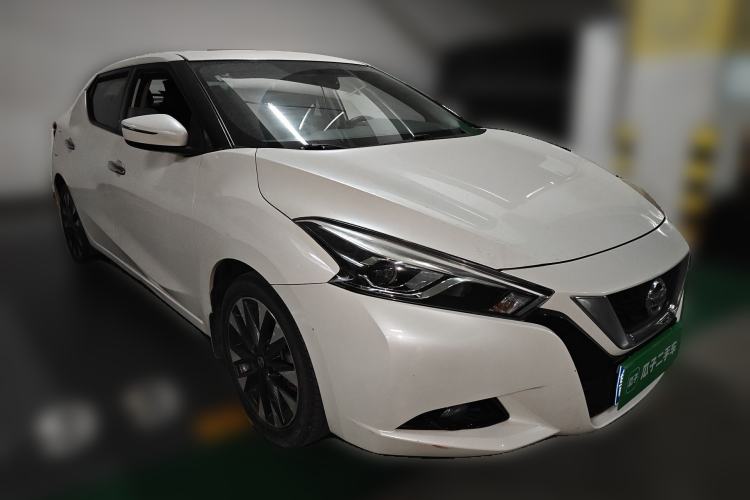 Used Nissan Lannia 2016 1.6L CVT Smart Cool Edition Front Right 45 Deg