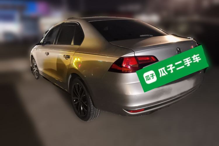 Used Volkswagen Bora 2016 230TSI DSG Luxury Version
