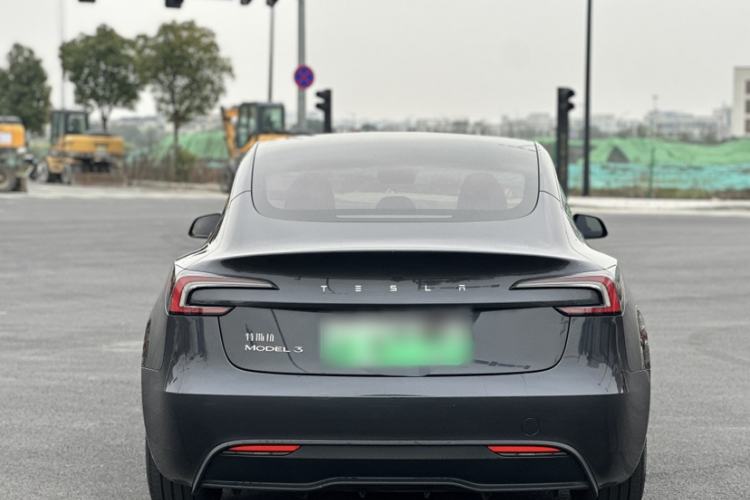 Used Tesla Model 3 2023 Rear-Wheel-Drive Version
