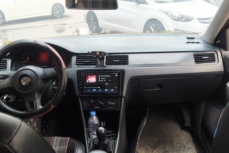 Used Volkswagen Santana 2015 1.4L Manual Fashion Edition Center Console