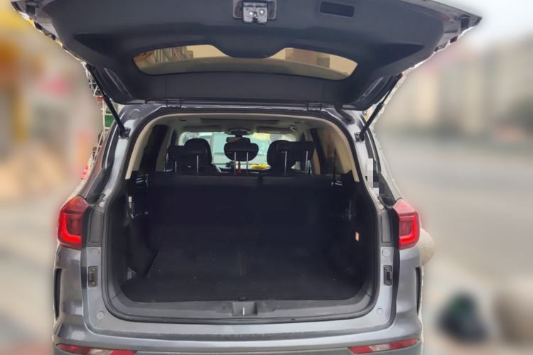 Used SWM G05 2019 2.0L Manual Luxury Edition