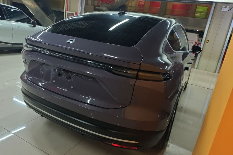 Used Nio EC6 2024 75 kWh