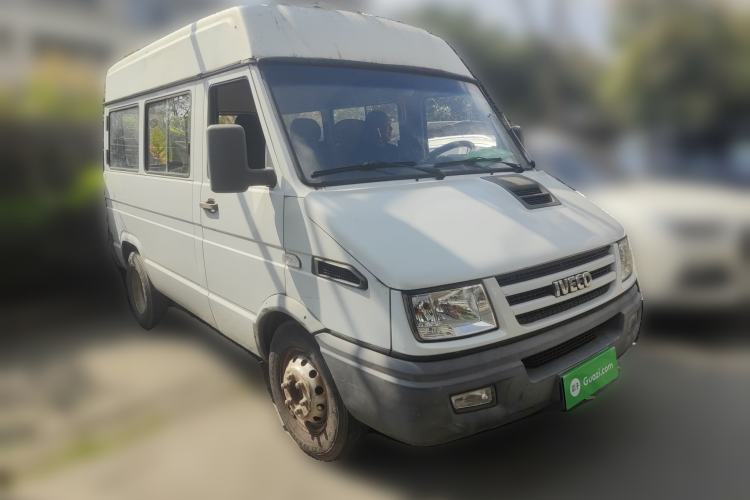 Used Iveco Daily 2014 2.5T-A35 NJ6484ACM47Z4