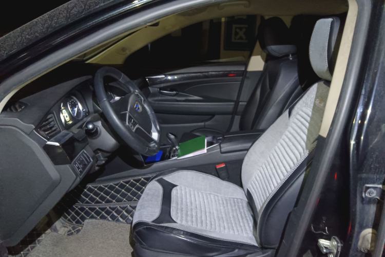 Used Geely Auto Emgrand GT 2015 1.8T Standard Model
