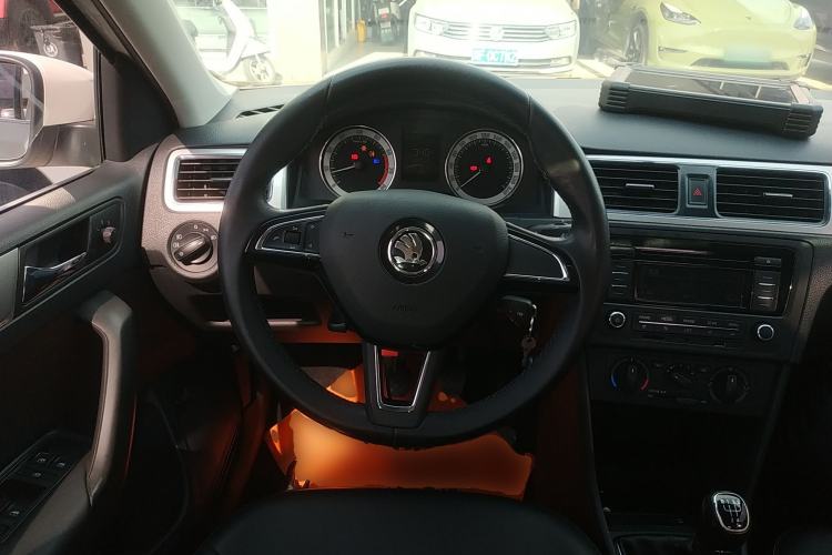 Used Skoda Rapid 2018 1.6L Manual Comfort Edition
