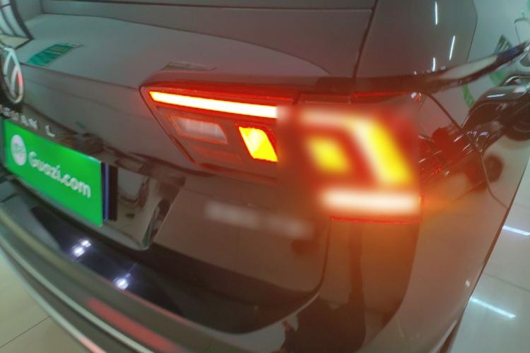 Used Volkswagen Tiguan L 2022 330TSI Automatic Two-Wheel Drive Smart Edition Exterior 3