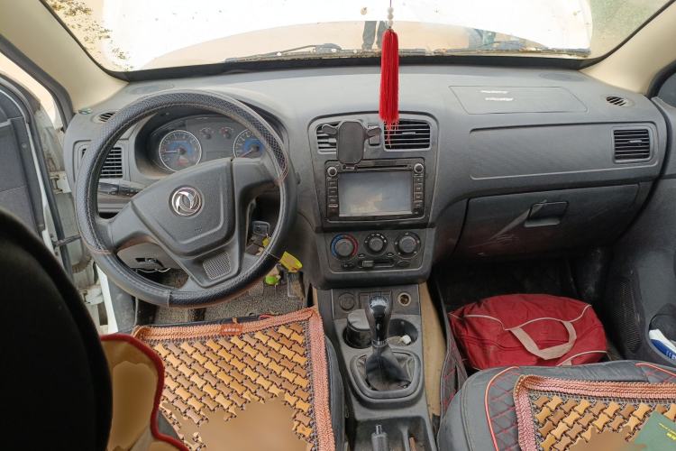 Used Dongfeng Fengon 330 2014 1.5L Manual Utility Version DK15
