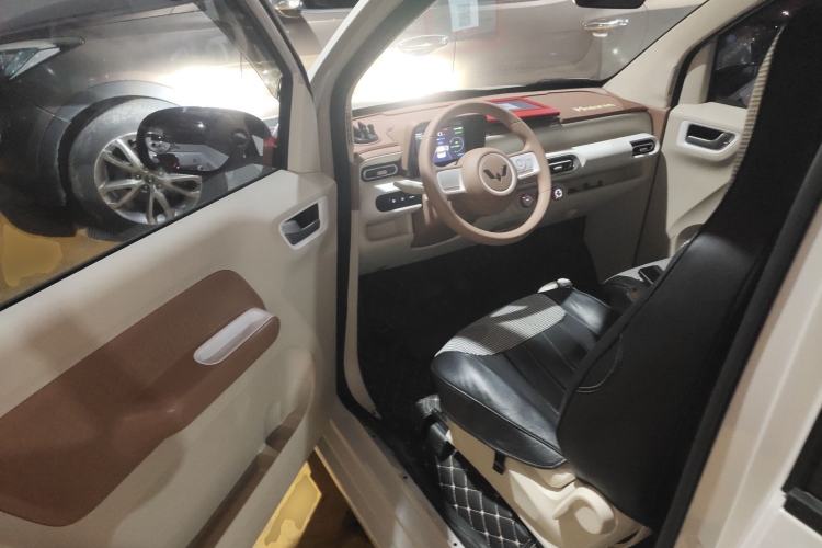 Used Wuling Hongguang MINIEV 2024 3rd Generation 215km Youth Edition
