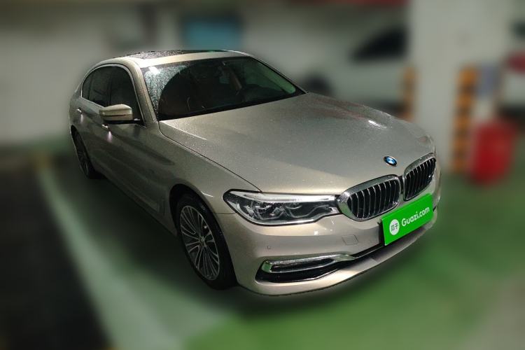 Used BMW 5 Series 2018 Facelifted 530Li Luxury Edition Premium Package
