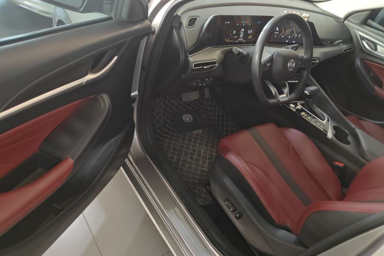 Used CHANGAN Eado 2021 PLUS Blue Whale NE 1.4T GDI DCT Flagship Model Driver Seat