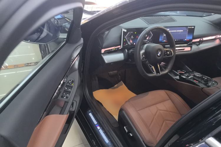 Used BMW 5 Series 2024 530Li Leading Model M Sport Package