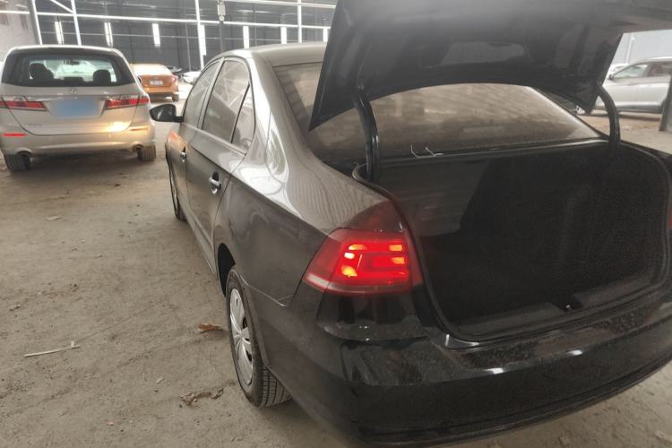 Used Volkswagen Santana 2016 1.6L Automatic Fashion Edition Rear Left 45 Deg