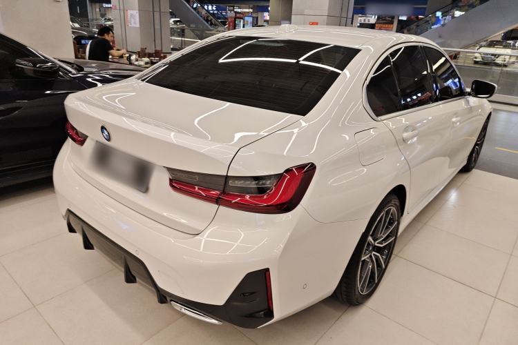 Used BMW 3 Series 2025 325i M Sport Package Rear Right 45 Deg